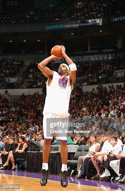 Vince Carter of the Toronto Raptors shoots during the Vince Carter All Star Charity Game at the Air Canada Centre in Toronto, Canada on July 30, 2004...