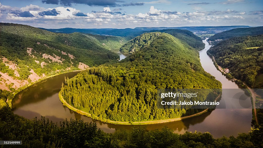 The Saar loop