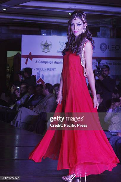 Pakistani Model Ramp 58 Ehsas Stock Photos, High-Res Pictures, and Images - Getty Images