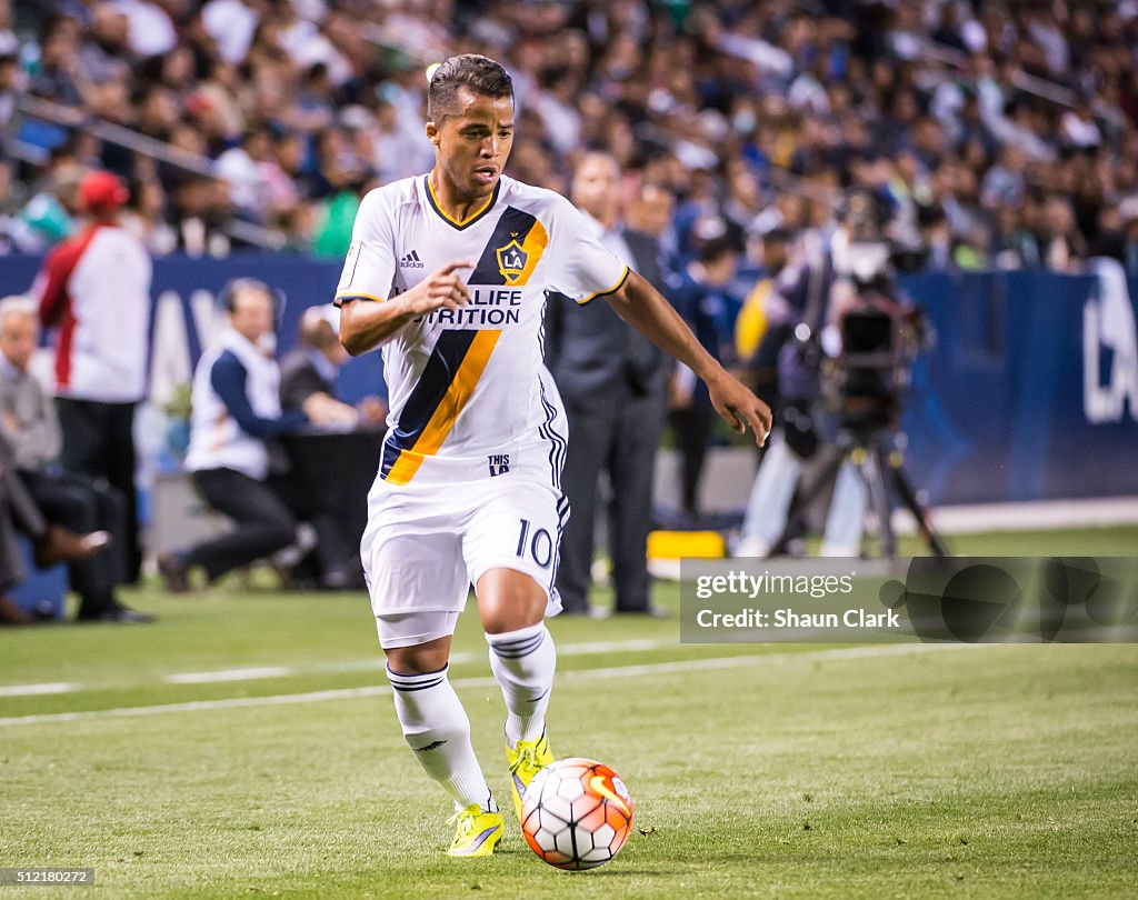 Santos Laguna v Los Angeles Galaxy - CONCACAF Champions League: Quarterfinals