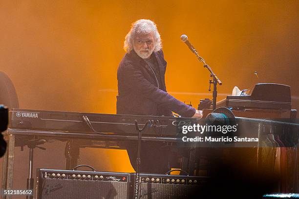 Chuck Leavell of the band Rolling Stones performs live on stage at Morumbi Stadium on February 24, 2016 in Sao Paulo, Brazil.