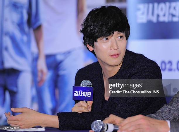 Kang Dong-won attends the movie "A Violent Prosecutor" press premiere at COEX on January 25, 2016 in Seoul, South Korea.