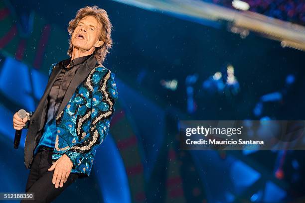 Mick Jagger of the band Rolling Stones performs live on stage at Morumbi Stadium on February 24, 2016 in Sao Paulo, Brazil.