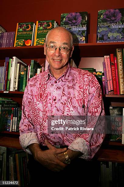 Dr Karl Kruszelnicki attends the 'Books Alive Launch' at Collins Booksellers on Broadway July 30, 2004 in Sydney, Australia.