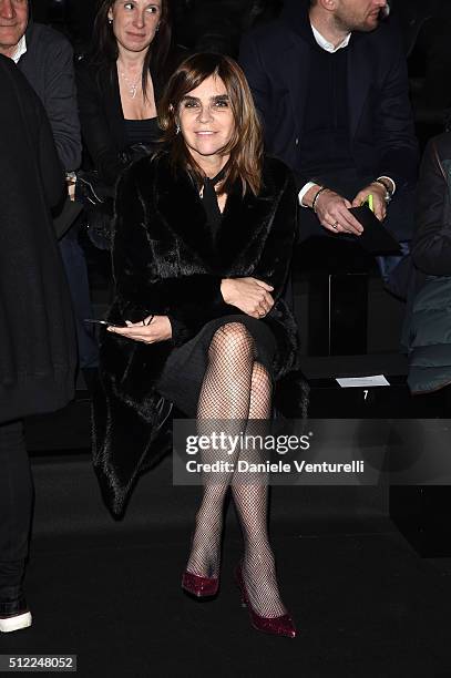 Carine Roitfeld attends the Anteprima show during Milan Fashion Week Fall/Winter 2016/17 on February 25, 2016 in Milan, Italy.