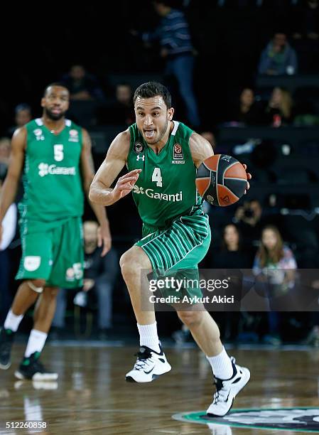 Mehmet Yagmur, #4 of Darussafaka Dogus Istanbul in action during the 2015-2016 Turkish Airlines Euroleague Basketball Top 16 Round 8 game between...