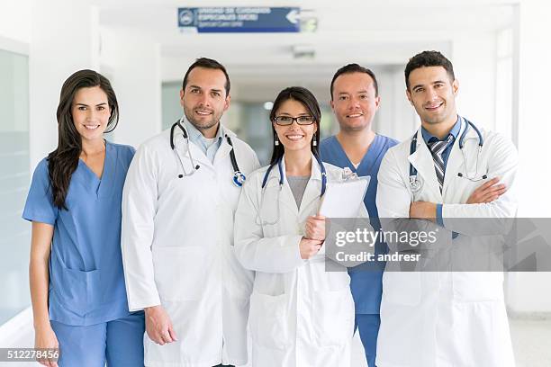 gruppo di medici in ospedale - group foto e immagini stock