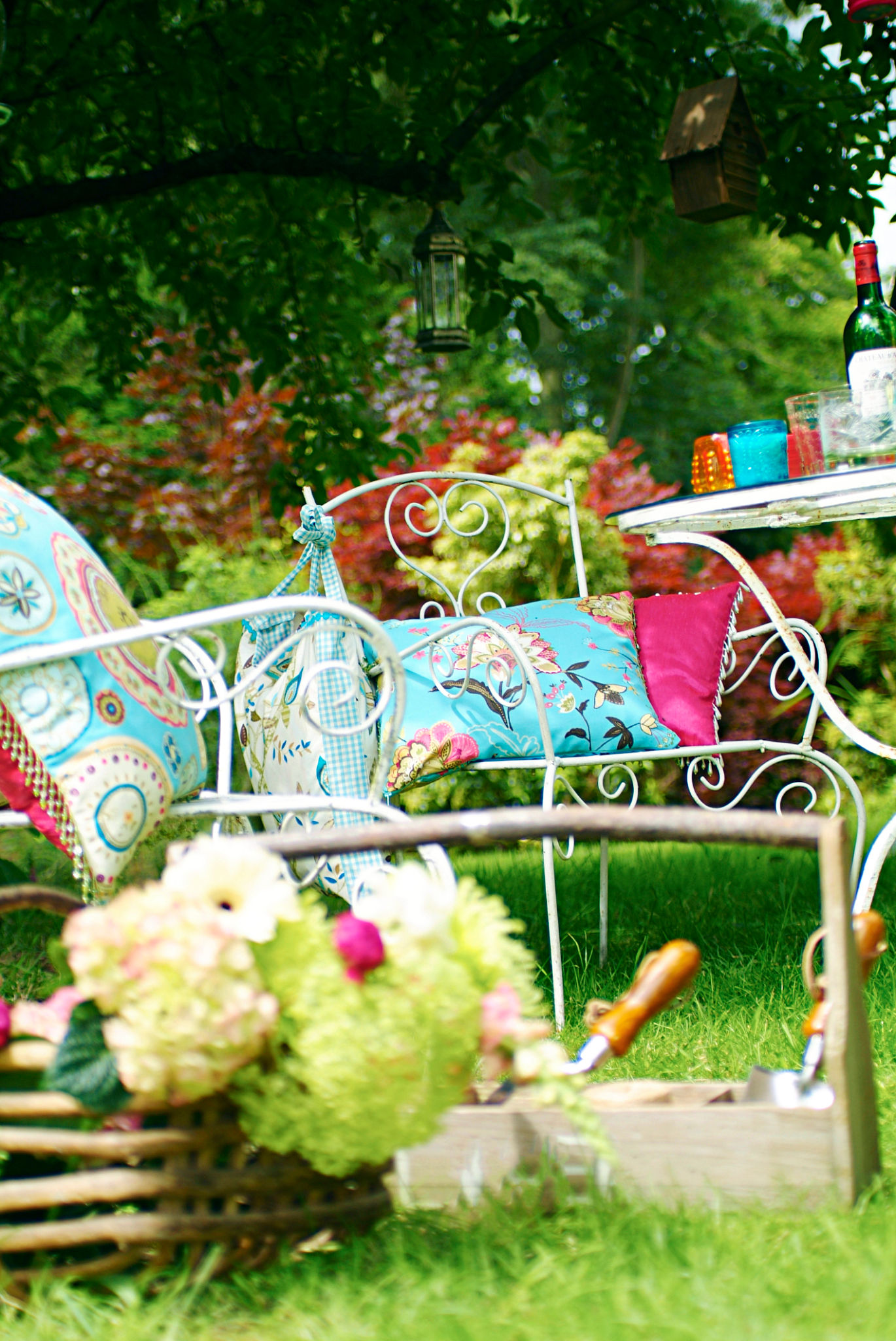 outdoor spring decor