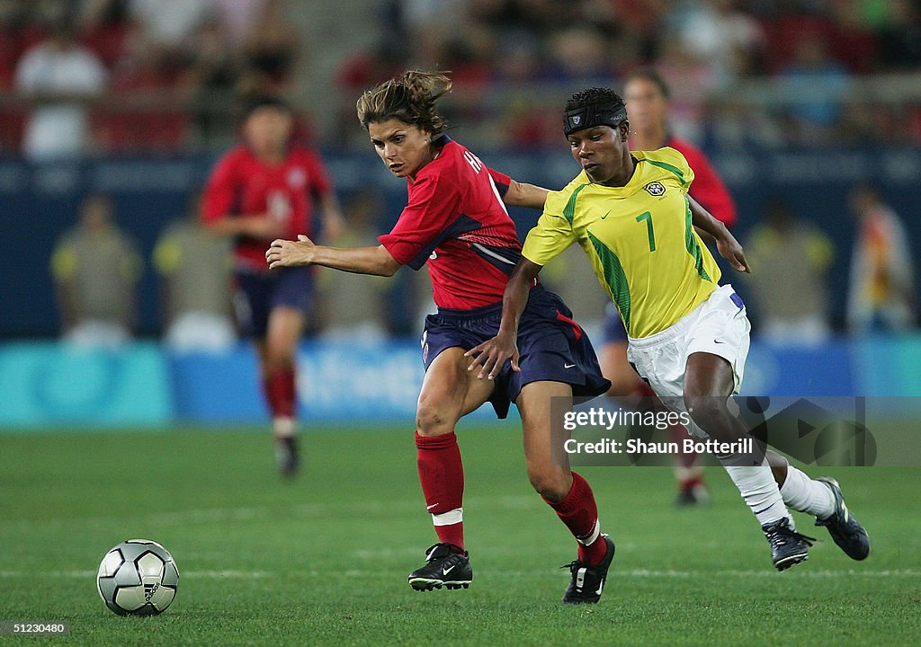 Womens Football Gold Medal Contest USA v Brazil