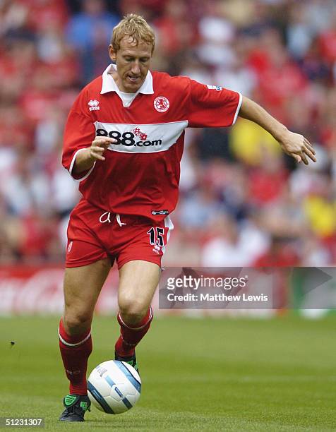 Ray Parlour of Middlesbrough in action during the FA Barclays Premiership match between Middlesbrough and Crystal Palace at The Riverside Stadium on...