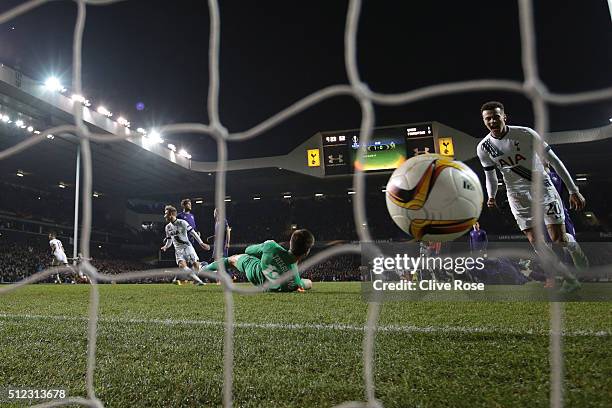 Erik Lamela of Tottenham Hotspur celebrates scoring his team's second goal during the UEFA Europa League round of 32 second leg match between...