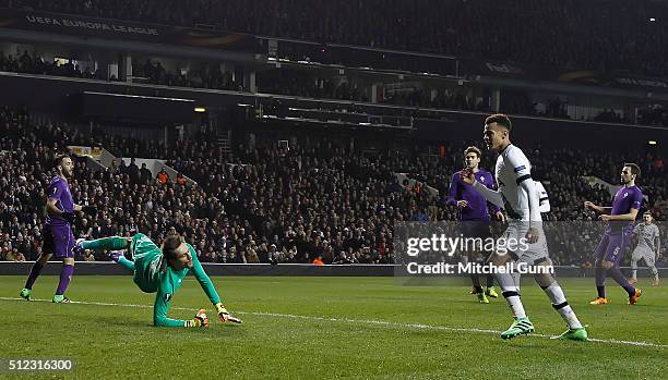 ILONDON, ENGLAND Dele Alli of Tottenham celebrates scoring a goal during the UEFA Europa League Round of 32 second leg match between Tottenham...