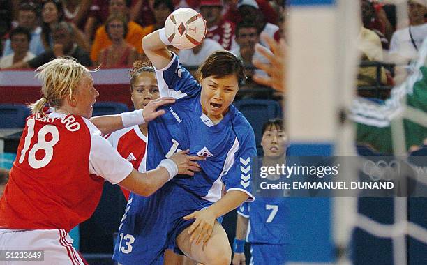 O Kyeong Photos and Premium High Res Pictures Getty Images