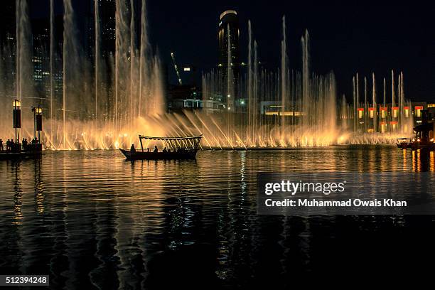 dubai fountain lake ride. dubai mall, dubai, uae. - dubai mall stock pictures, royalty-free photos & images