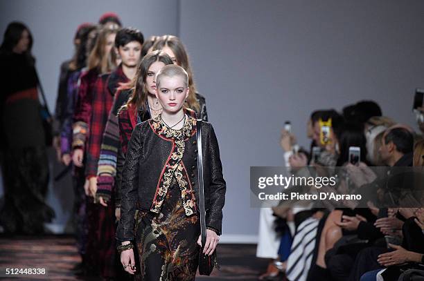 Ruth Bell and models walk the runway at the Etro show during Milan Fashion Week Fall/Winter 2016/17 on February 26, 2016 in Milan, Italy.