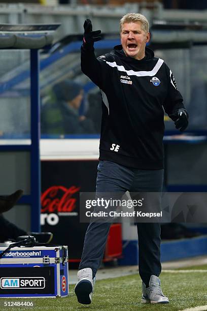 Head coach Stefan Effenberg of Paderborn reacts during the 2. Bundesliga match between SC Paderborn and RB Leipzig at Benteler Arena on February 26,...