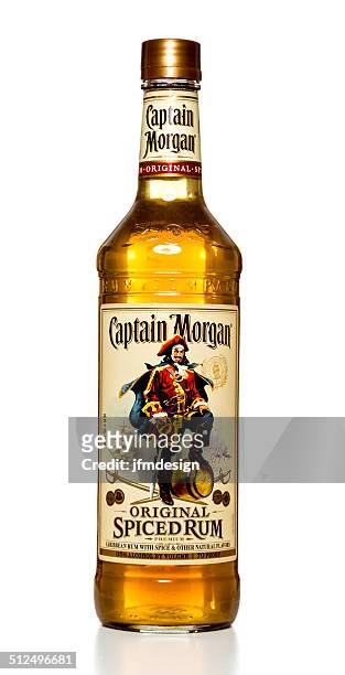 captain morgan original spiced rum bottle - rum tasting stock pictures, royalty-free photos & images