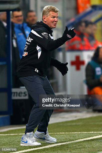 Head coach Stefan Effenberg of Paderborn issues instructions during the 2. Bundesliga match between SC Paderborn and RB Leipzig at Benteler Arena on...