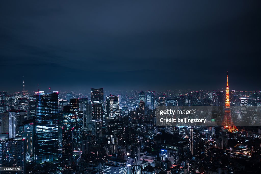 Beautiful night scene of  tokyo skyline