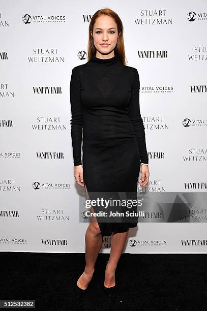 Actress Alexis Knapp attends the Vanity Fair and Stuart Weitzman Luncheon to celebrate Elizabeth Banks at A.O.C on February 26, 2016 in Los Angeles,...