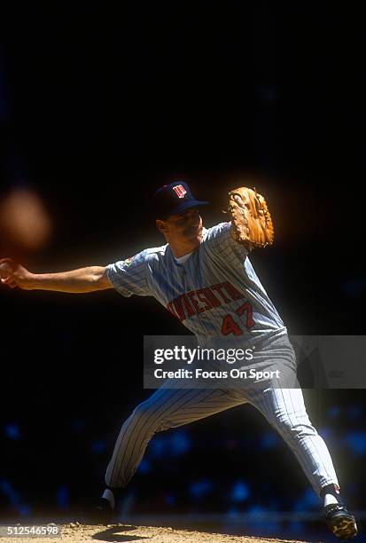 Jack Morris of the Minnesota Twins pitches against the Detroit Tigers during an Major League Baseball game circa 1991 at Tiger Stadium in Detroit,...