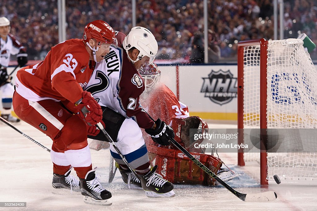 Colodrado Avalanche vs the Detroit Red Wings at Coors Field