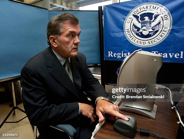 Hd Tom Ridge 78 Finger Ridge Stock Photos, High-Res Pictures, and Images - Getty Images