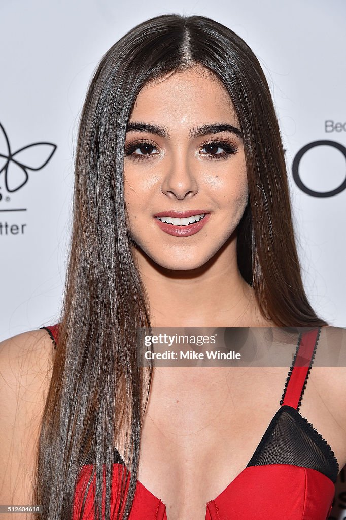 Vanity Fair, L'Oreal Paris, & Hailee Steinfeld Host DJ Night