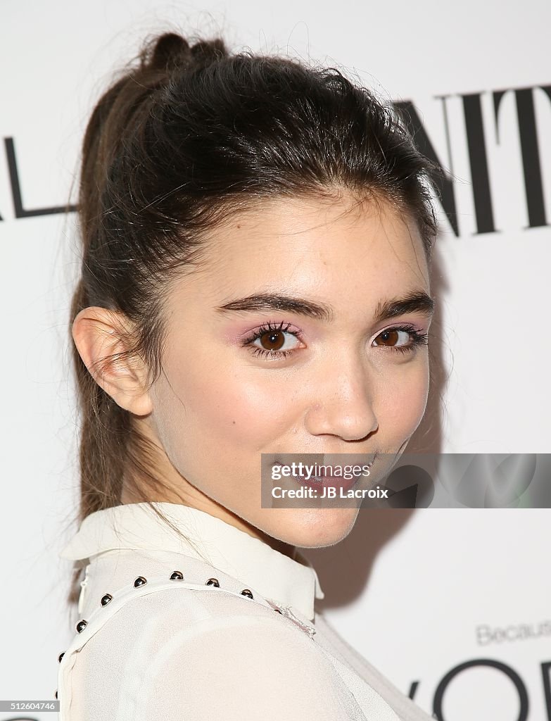 Vanity Fair, L'Oreal Paris, & Hailee Steinfeld Host DJ Night