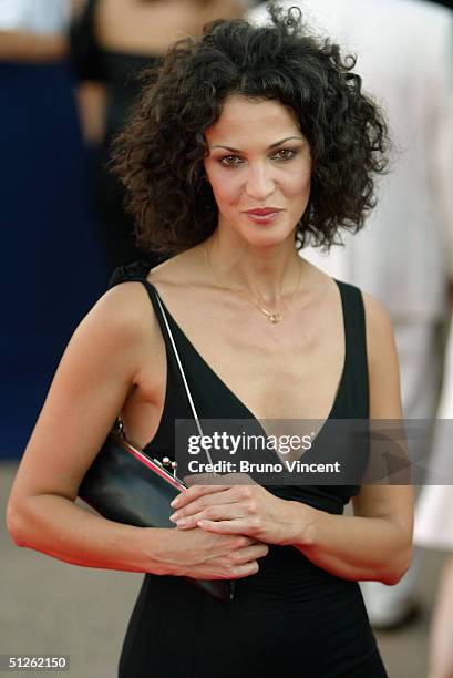 Model Linda Hardy attends the "The Terminal" Premiere at the 30th Deauville American Film Festival on September 4, 2004 in Deauville, France.