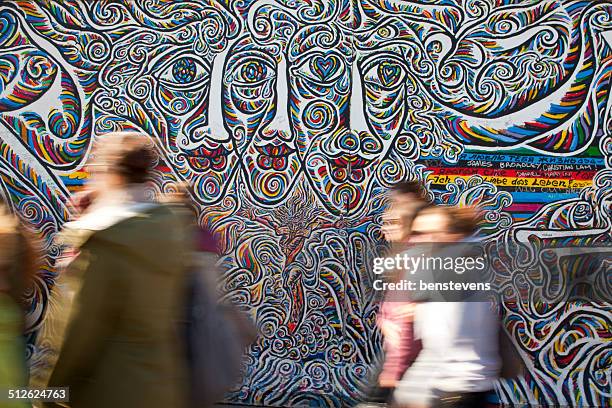 east side gallery - the berlin wall stock-fotos und bilder