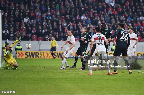 Christian Schulz of Hannover 96 scores their second goal during the Bundesliga match between VfB Stuttgart and Hannover 96 at Mercedes-Benz Arena on...
