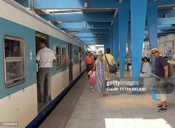 Photo prise le 06 septembre 2004 de la station Tunis-Marine du train TGM, premier moyen de transport collectif a voir le jour dans une cite...