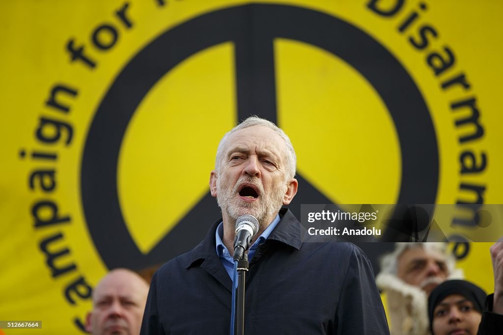 Anti-nuclear march in London