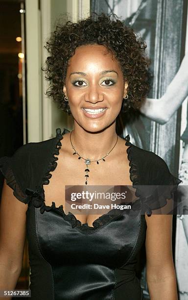 Tupele Tupele Photos and Premium High Res Pictures - Getty Images