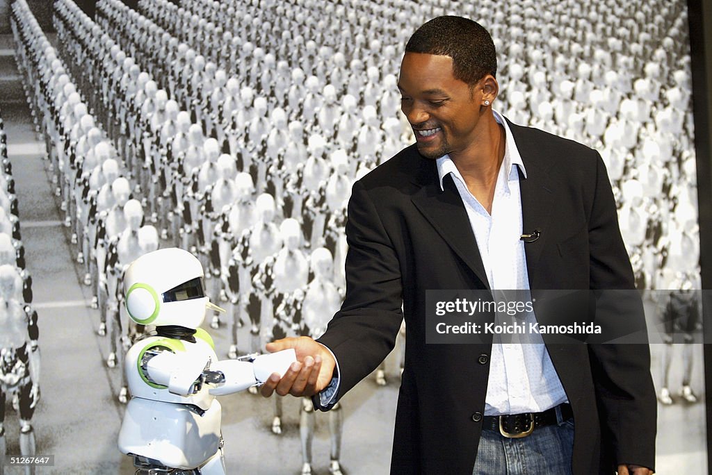 Will Smith Attends 'I,Robot' Press Conference