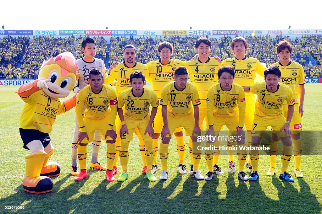 Kashiwa Reysol v Urawa Red Diamonds - J.League 2016