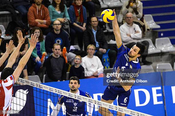 Mitja Gasparini of Paris during the French Ligue A match between Paris Volley v Cannes at Salle Pierre Charpy on February 27, 2016 in Paris, France.