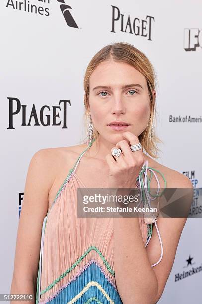Model Dree Hemingway attends the 2016 Film Independent Spirit Awards sponsored by Piaget on February 27, 2016 in Santa Monica, California.
