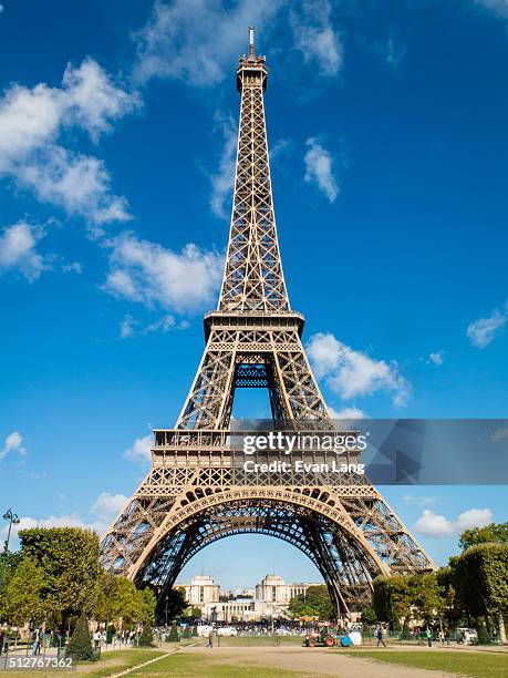 the eiffel tower - paris - catacomb stock pictures, royalty-free photos & images