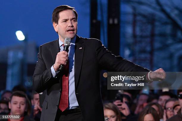 United States Senator Marco Rubio, R-Florida, campaigns for the Republican nomination for President of the United States at Marshall Space Flight...