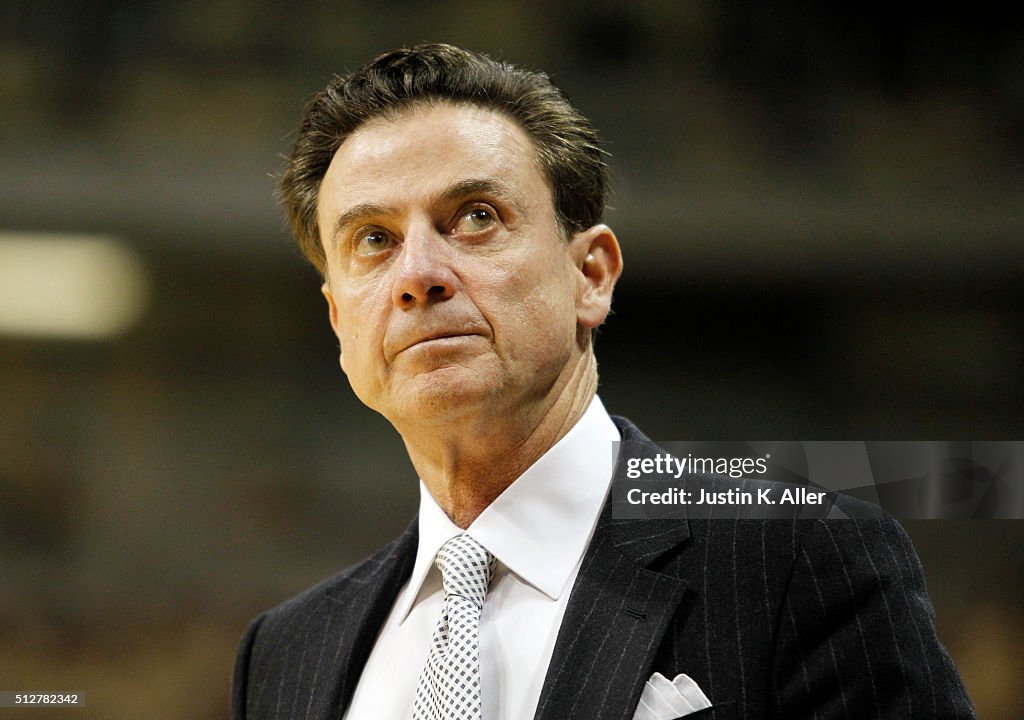 Louisville v Pittsburgh