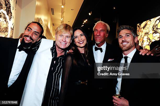 Ross Naess, Joe Simpson, Odette Annable , Tom Everhart and Dave Annable attend the "Tom Everhart "Raw" Exhibition of His Schulz-influenced Paintings...