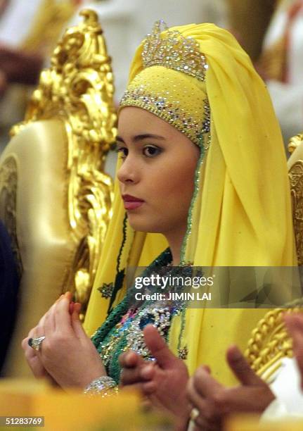 Princess Sarah Rozesi 372 Sarah Crown Princess Of Brunei Stock Photos, High-Res Pictures, and ...