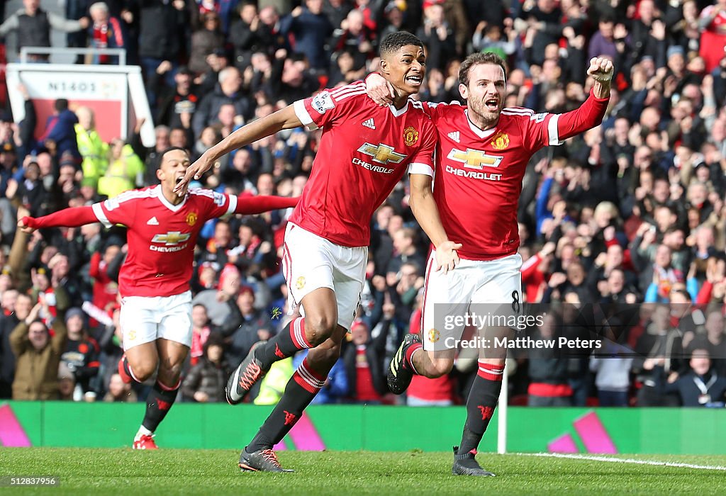 Manchester United v Arsenal - Premier League