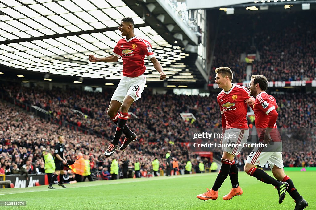 Manchester United v Arsenal - Premier League