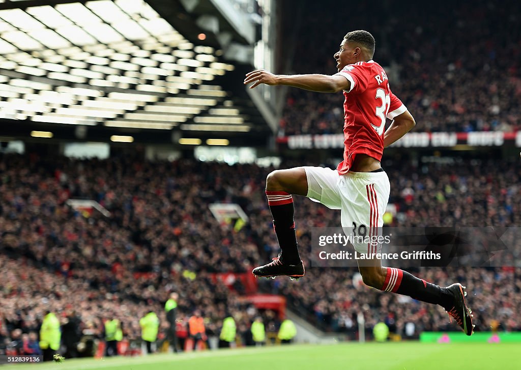 Manchester United v Arsenal - Premier League