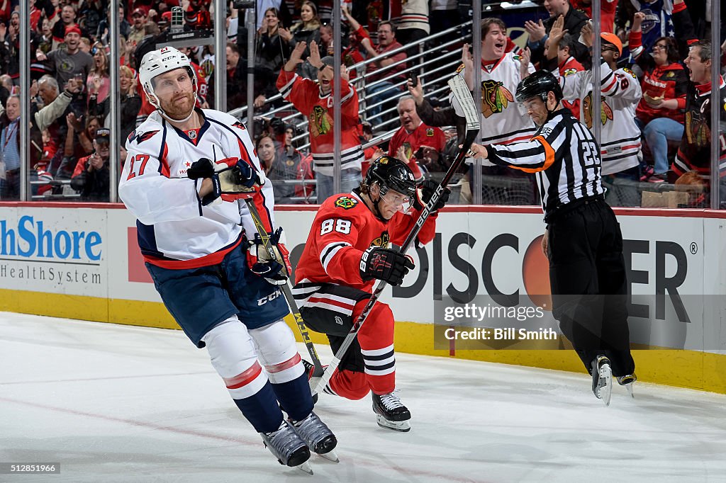 Washington Capitals v Chicago Blackhawks