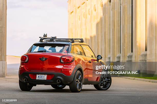 Mini Paceman Rear Window 159 Suv Rear Window Stock Photos, High-Res Pictures, and Images - Getty ...