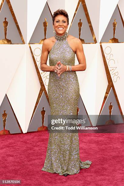 Personality Robin Roberts attends the 88th Annual Academy Awards at Hollywood & Highland Center on February 28, 2016 in Hollywood, California.